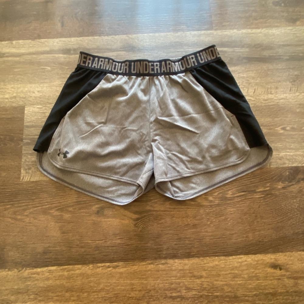 Under Armour Women's Athletic Shorts in Black and Gray